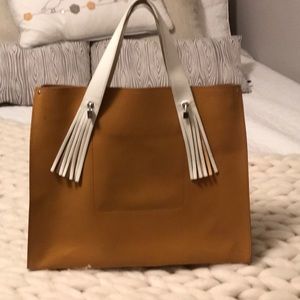 Lamarthe purse in soft tan and white handles